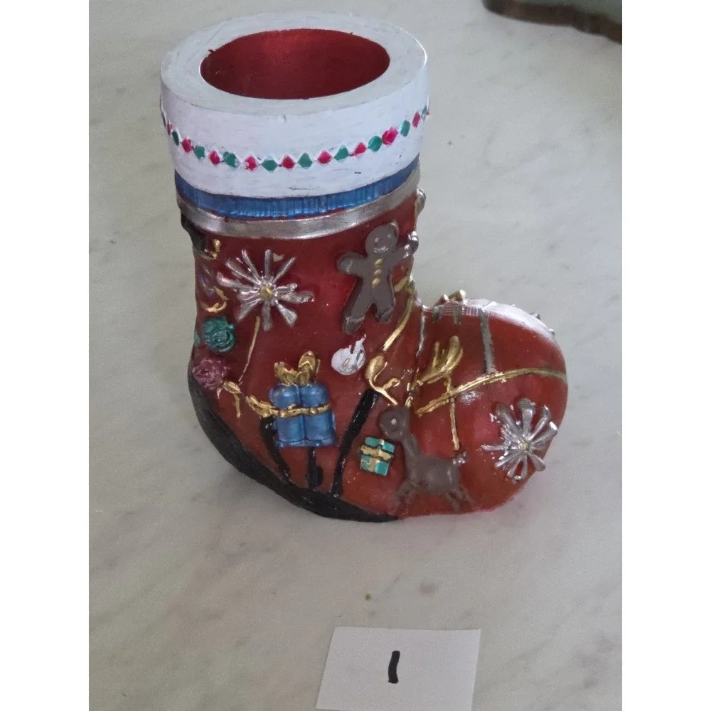 Handmade Resin Santa Boot - Picture 5 of 13